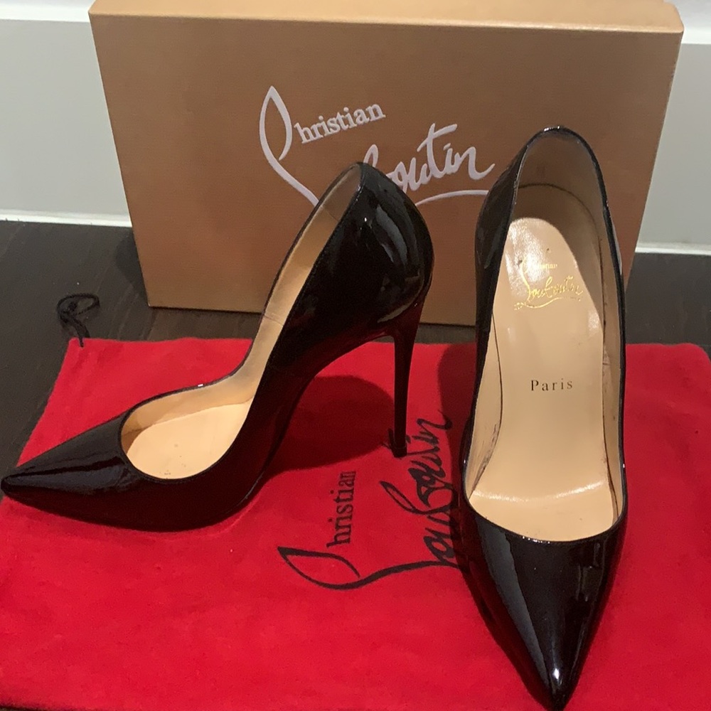 Christian Louboutin Pumps